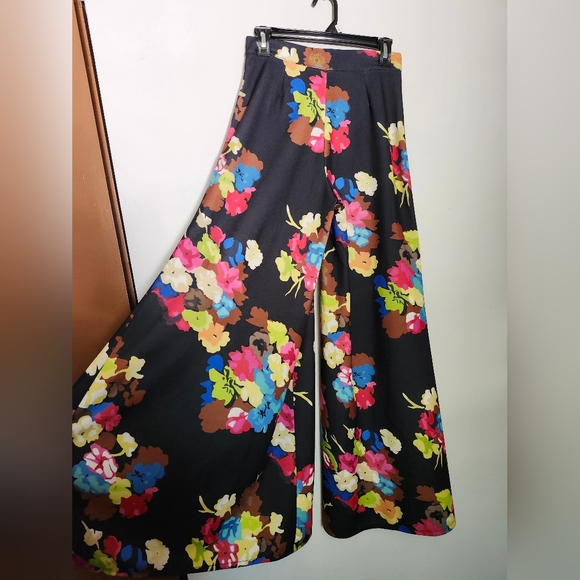 Antonello Serio Floral Wide Leg Pants Made in Italy - Picture 3 of 9